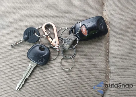 2011 Hyundai Elantra Gls z USA, uszkodzony, nr VIN 5NPDH4AE7BH003625